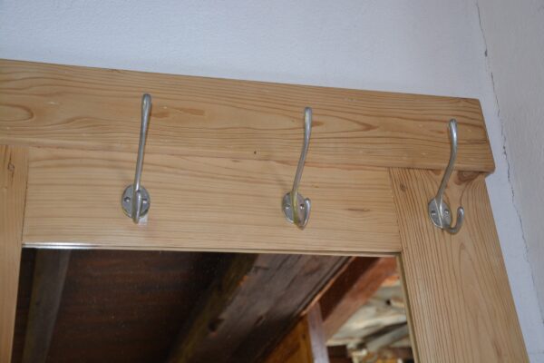 Garderobenwand 1343 – Bild 2