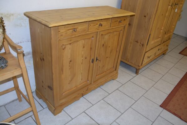 Anrichte 1502 – Bild 2