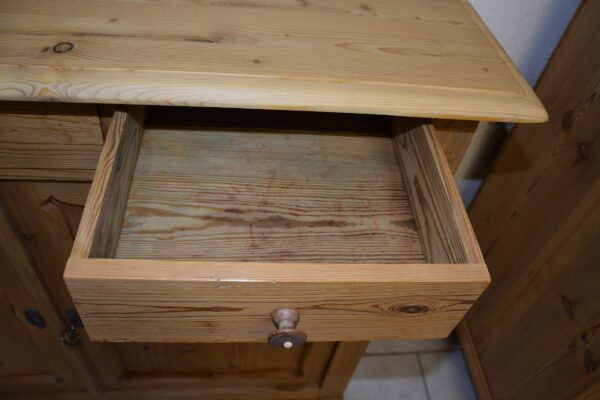 Anrichte 1502 – Bild 4