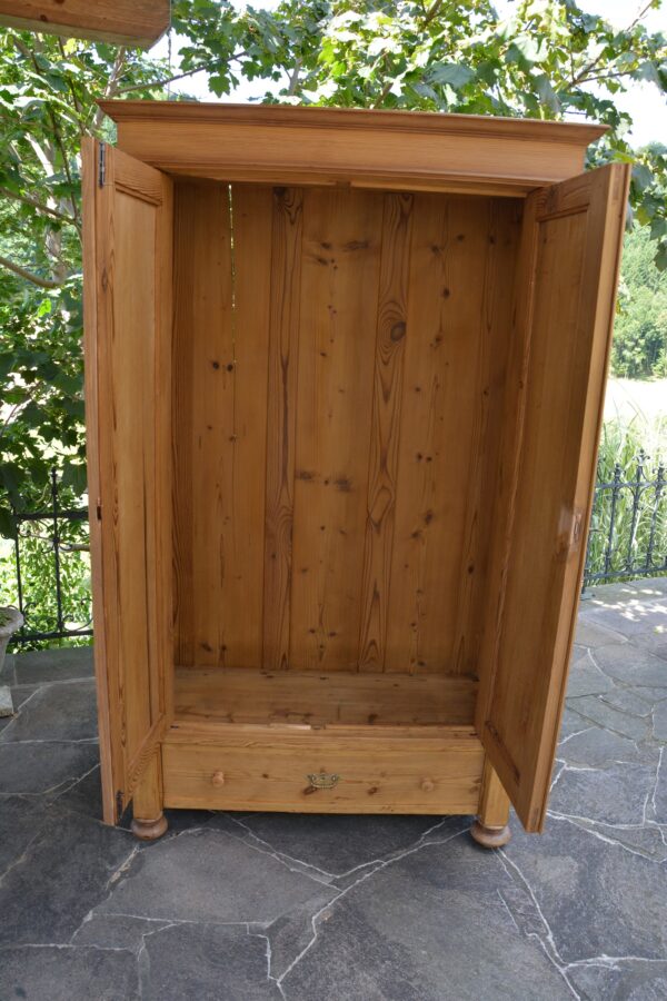 Schrank 1528 – Bild 2