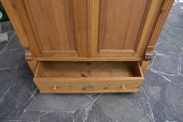 Schrank 1528 – Bild 4