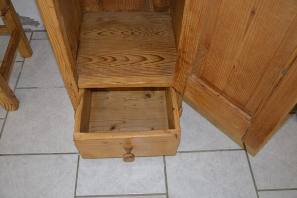 Schrank 1533 – Bild 4