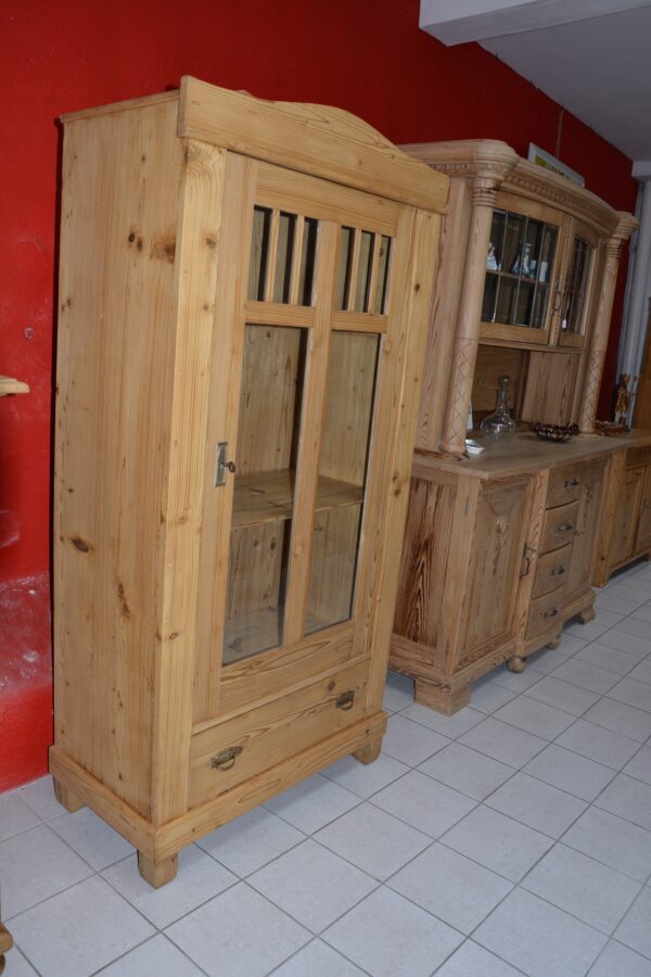 Glasschrank 1585 – Bild 2
