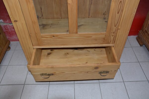 Glasschrank 1585 – Bild 4