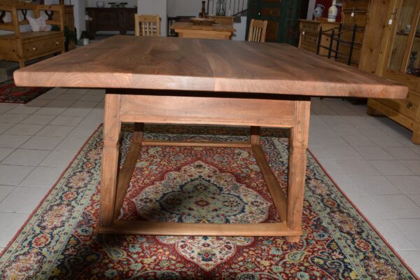 Tisch 1547 – Bild 3