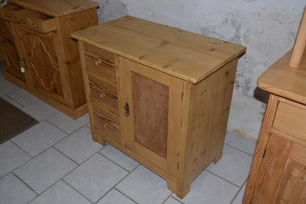 Speiskasterl 1625 – Bild 2