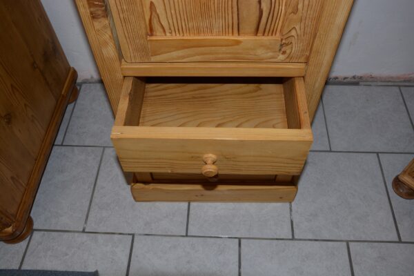 Schrank 1632 – Bild 3