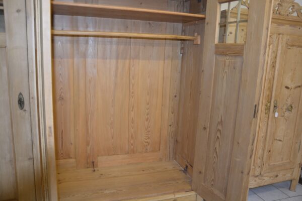 Schrank 1636 – Bild 4