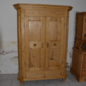 Schrank 1686