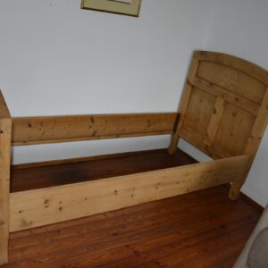 Holzbett 1704